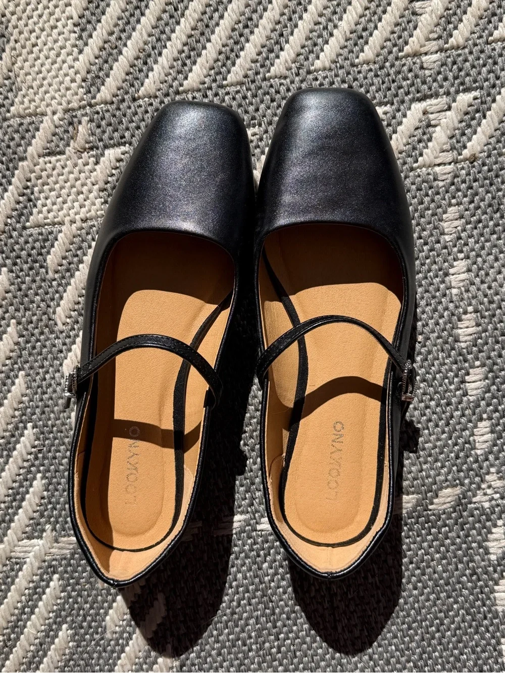 Black Mary Jane Square-Toe Flats with Adjustable Strap by LOOM?YOO